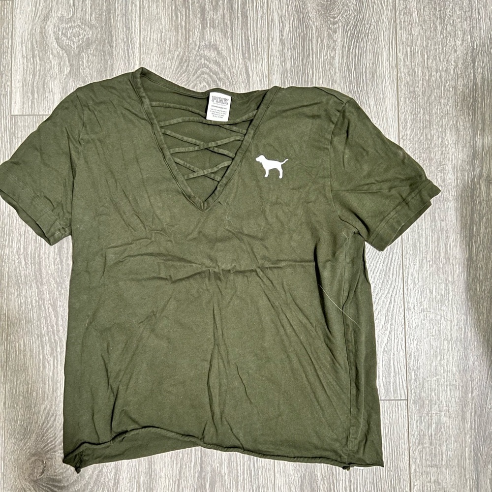 Like new Army green pink shirt